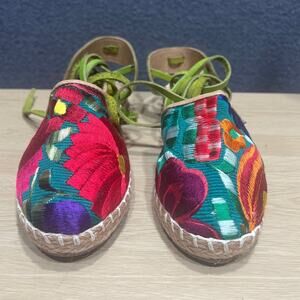 Mexican Artisanal Huarache Floral Woman/Girl Leather Strap Sandals Size 4 NWOT